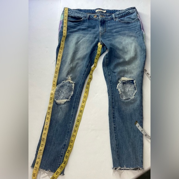 Levis 711 Jeans, size 32 distressed patchwork, Cropped Ankle, Women's - Picture 6 of 12